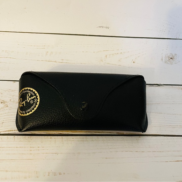 Ray Ban Oversized Aviator Sunglasses - Picture 6 of 10